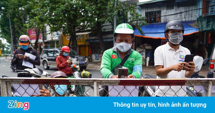 TP.HCM tạm ngưng khai báo di chuyển nội đô