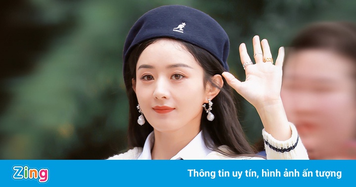 Tạo hình nữ sinh ở tuổi 34 của Triệu Lệ Dĩnh