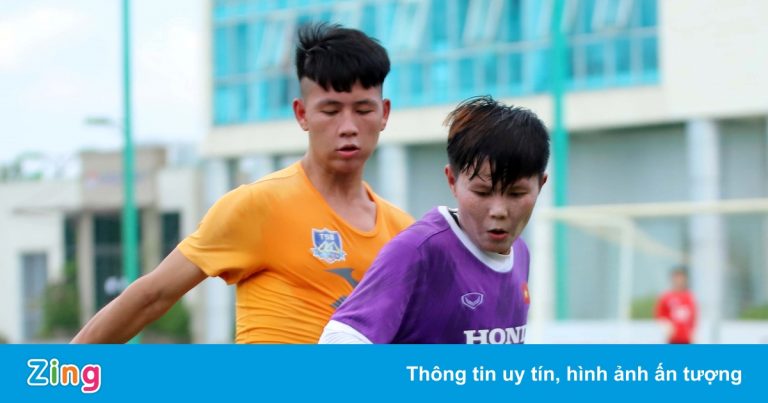 Tuyển nữ Việt Nam thua 0-6 trước U15 futsal