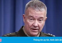 Tướng lĩnh Mỹ gặp lãnh đạo Taliban để đàm phán về việc sơ tán