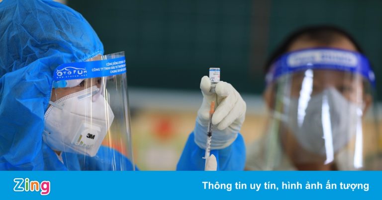 Kiến nghị tiêm vaccine dịch vụ mũi 2 cho công nhân ‘3 tại chỗ’ Kiến nghị tiêm vaccine dịch vụ mũi 2 cho công nhân ‘3 tại chỗ’