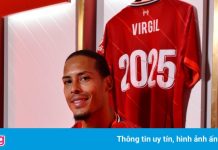 Van Dijk cam kết tương lai với Liverpool