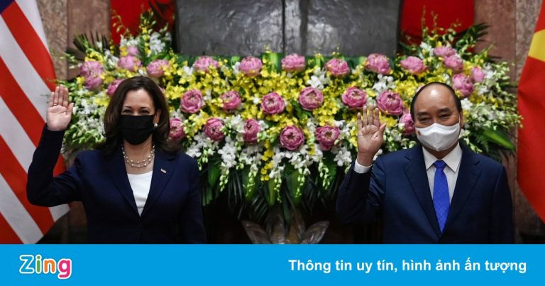 Phó tổng thống Mỹ hội đàm với Chủ tịch nước Nguyễn Xuân Phúc