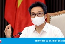 Phó thủ tướng: ‘Hạn chế việc vaccine về quá muộn và dồn dập’