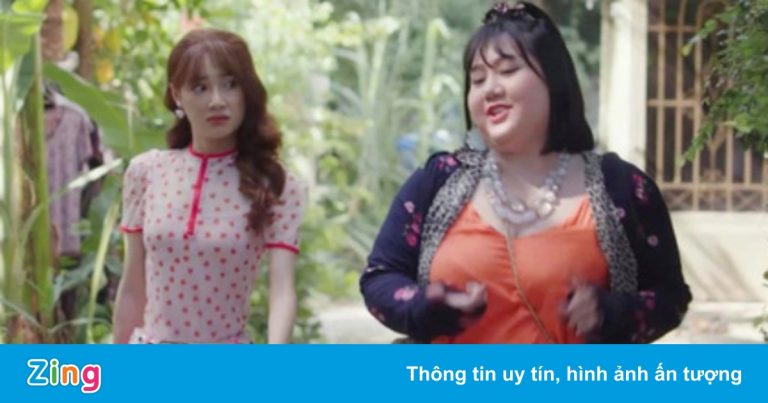 Trang phục trong phim gây tranh cãi của diễn viên Việt Trang phục trong phim gây tranh cãi của diễn viên Việt