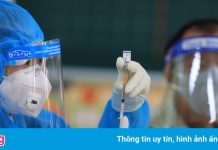 Người dân TP.HCM tiêm vaccine Sinopharm