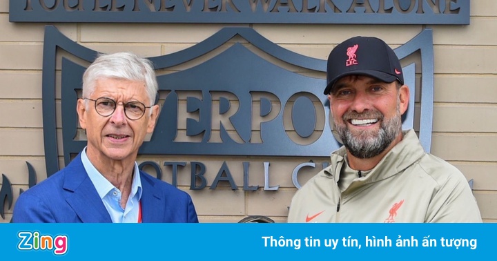 Wenger trao loạt giải FIFA The Best 2020 cho HLV, cầu thủ Liverpool