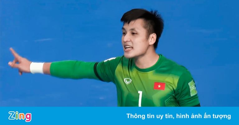 HLV và thủ môn futsal Việt Nam suýt khóc khi vào vòng 1/8 World Cup