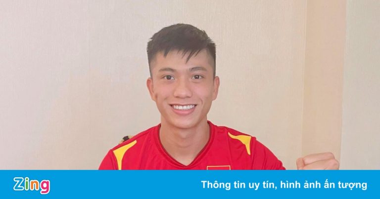 Văn Đức: ‘Dù không đến sân, CĐV Việt Nam luôn sục sôi tinh thần’