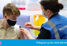 Những nước đi đầu tiêm vaccine Covid-19 cho trẻ em