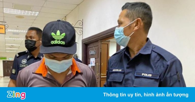 Kẻ ấu dâm bị bắt ở khu cách ly Covid-19 sau 14 năm lẩn trốn Kẻ ấu dâm bị bắt ở khu cách ly Covid-19 sau 14 năm lẩn trốn