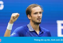Medvedev vô địch US Open khi hạ Djokovic