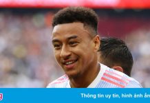 Lingard đang làm lu mờ Sancho