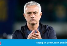 Mourinho nhận trận thua đầu tiên tại Serie A mùa này
