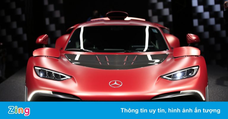 Tại sao Mercedes-AMG One vẫn chưa thể lăn bánh trên đường phố?