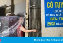 Hàng bún đậu bên hồ Gươm chỉ còn bán được 300 suất mỗi ngày