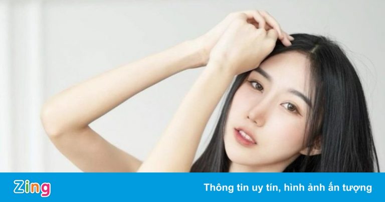 Phong cách gợi cảm của hot girl học đường Thái Lan