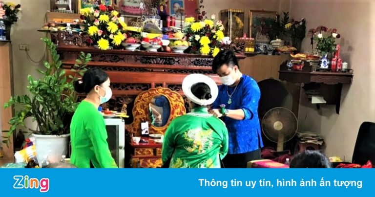 Hầu đồng giữa mùa dịch, 13 người bị đề nghị phạt 65-130 triệu đồng