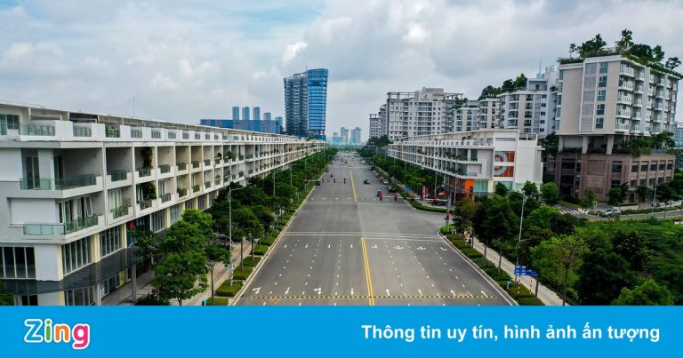 Vì sao chuỗi nhà hàng, cà phê ở TP.HCM chưa mở đồng loạt?