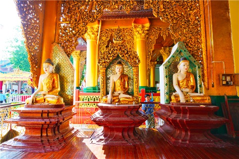 Loá mắt với toà tháp dát 7 tấn vàng của Myanmar - 4