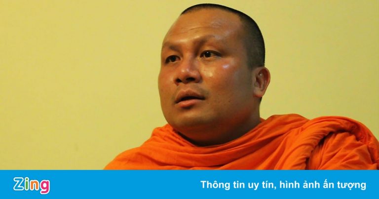 Hai nhà sư Thái Lan bị chỉ trích vì livestream Hai nhà sư Thái Lan bị chỉ trích vì livestream
