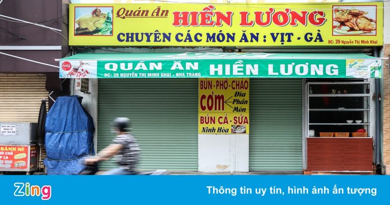 Chủ hàng quán ở Nha Trang chưa vội mở bán sau nới lỏng giãn cách