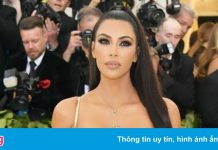 Kim Kardashian và dàn sao khiến mốt năm 2000 trông gợi cảm