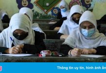 Taliban cho phụ nữ đi học, nhưng tách biệt với nam giới
