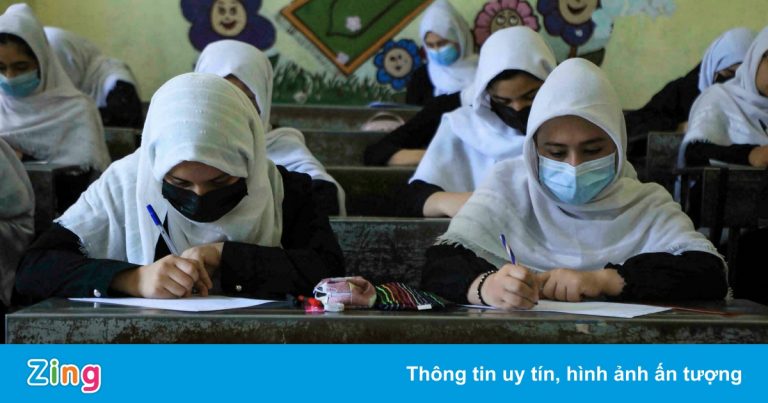 Taliban cho phụ nữ đi học, nhưng tách biệt với nam giới