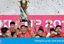 Ông Phan Anh Tú: ‘Không cần bỏ vòng loại World Cup vì AFF Cup’