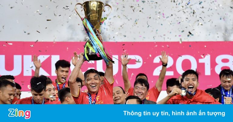 Ông Phan Anh Tú: ‘Không cần bỏ vòng loại World Cup vì AFF Cup’