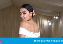 Chiếc váy gây tranh cãi trên thảm đỏ Met Gala