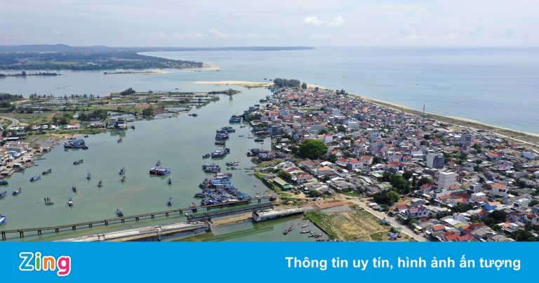 Quảng Ngãi phong tỏa xã ven biển có gần 20.000 dân