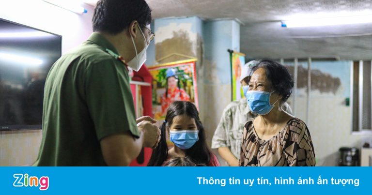 TP.HCM khẩn trương lập chính sách hỗ trợ trẻ mồ côi vì dịch Covid-19 TP.HCM khẩn trương lập chính sách hỗ trợ trẻ mồ côi vì dịch Covid-19