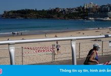 Không thể giảm số ca mắc, Australia hướng tới sống chung với virus