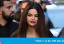 Selena Gomez gợi cảm