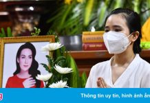 Các con nuôi làm lễ tưởng nhớ Phi Nhung