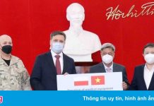 Việt Nam nhận thiết bị và vật tư y tế trị giá 4 triệu USD từ Ba Lan