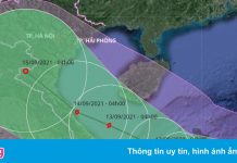 Bão mạnh cấp 10 hướng vào miền Trung