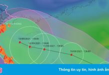 Bão Conson vào Biển Đông đêm nay