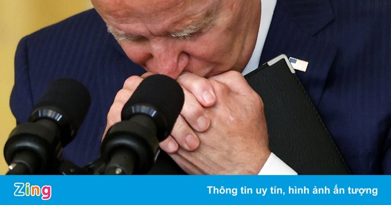 Bước ngoặt sóng gió của Tổng thống Biden