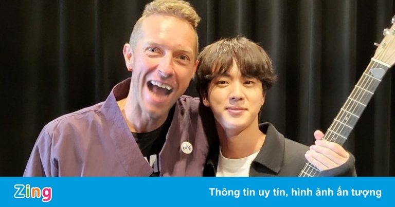 Thủ lĩnh nhóm Coldplay chia sẻ về màn hợp tác với BTS