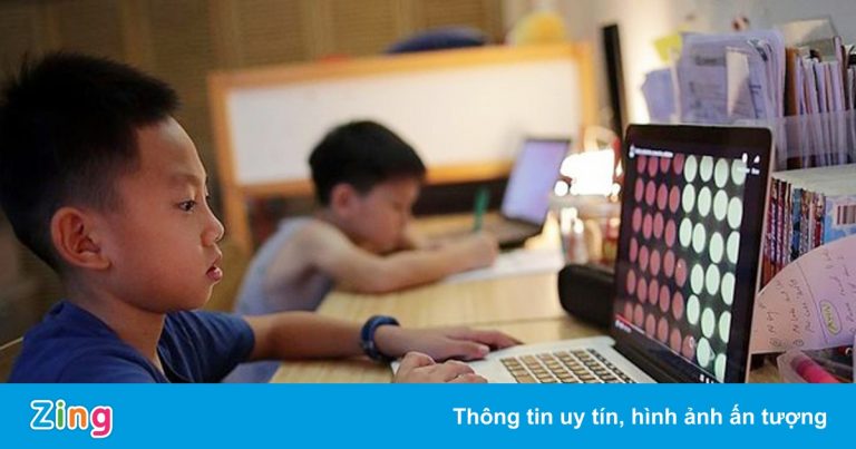 Cà Mau vận động mua máy tính cho 500 học sinh khó khăn