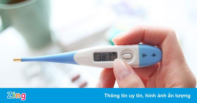 Thời điểm nào trong ngày người mắc Covid-19 nên đo nhiệt độ?