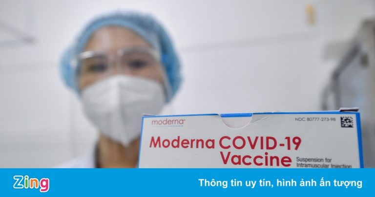 Bộ Y tế đề nghị các tỉnh, thành xem xét tiêm trộn vaccine Covid-19