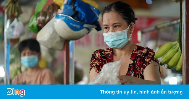 Giá thực phẩm ngoài siêu thị ở TP.HCM cao ngất ngưởng