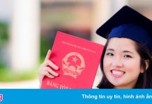 Cô gái nhận bằng thạc sĩ trước khi tốt nghiệp đại học