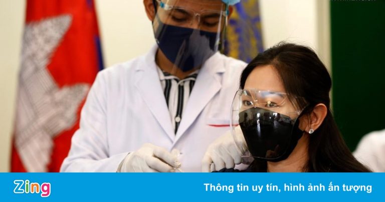 Campuchia ‘hái trái ngọt’ sau những tháng phong tỏa và phủ vaccine