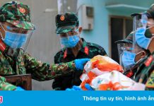 Thủ tướng yêu cầu TP.HCM không để bất bình đẳng trong nhận hỗ trợ