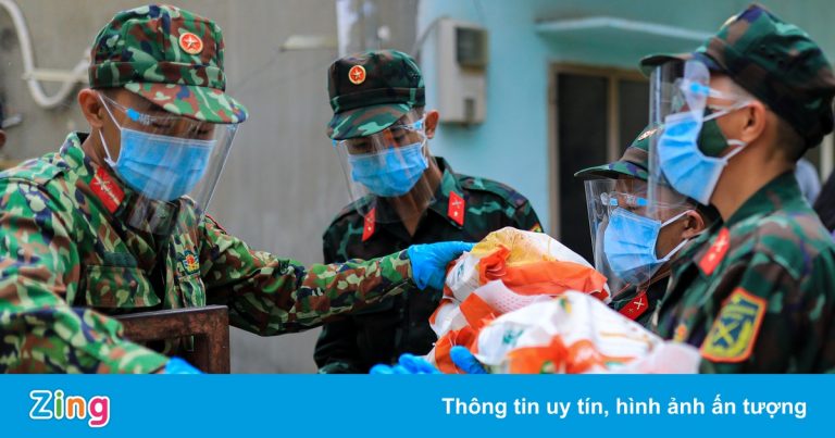 Thủ tướng yêu cầu TP.HCM không để bất bình đẳng trong nhận hỗ trợ